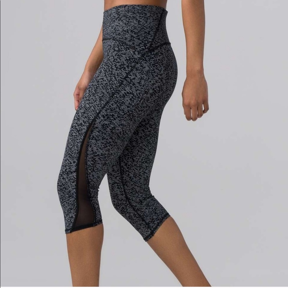 Lululemon Train Time Crops